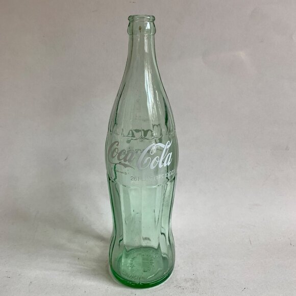 Vintage Coca Cola Coke 26 oz Grand Rapids Michigan Green Bottle Glass - Picture 1 of 7